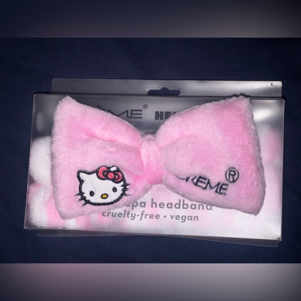 Hello kitty headband
